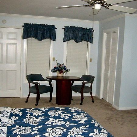 Rock Laurel Bed And Breakfast Candler Exterior foto